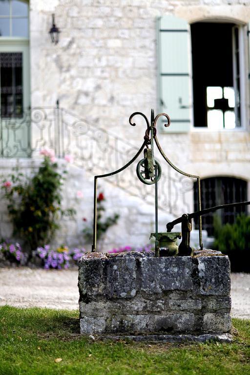 Domaine De Lamassas Bed & Breakfast Hautefage-la-Tour ภายนอก รูปภาพ