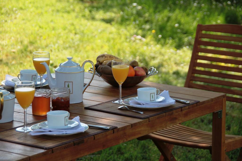Domaine De Lamassas Bed & Breakfast Hautefage-la-Tour ภายนอก รูปภาพ
